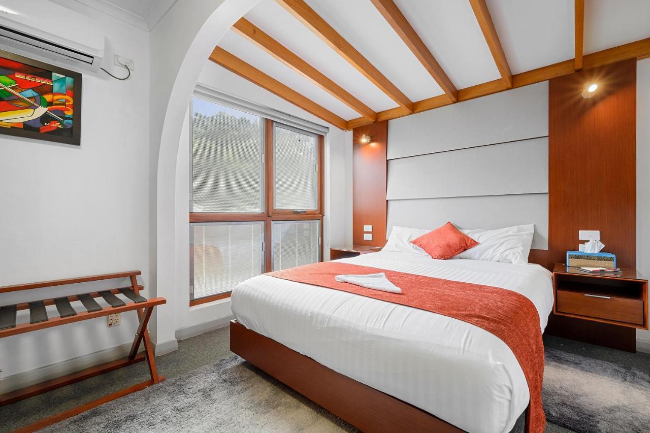 Hotel Oakleigh House Burnie Esterno foto