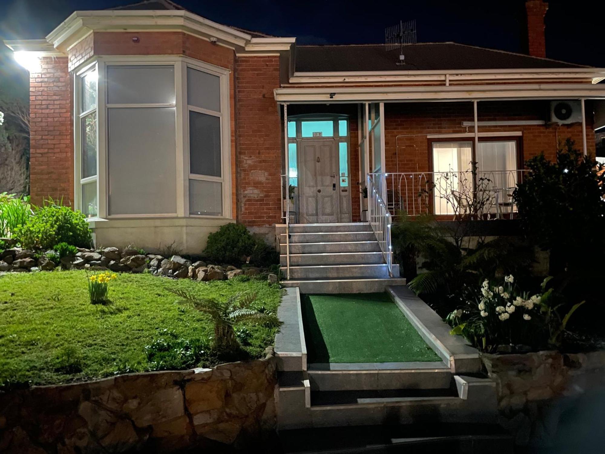 Hotel Oakleigh House Burnie Esterno foto