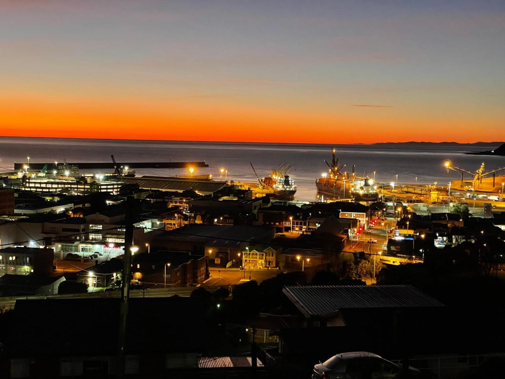 Hotel Oakleigh House Burnie Esterno foto